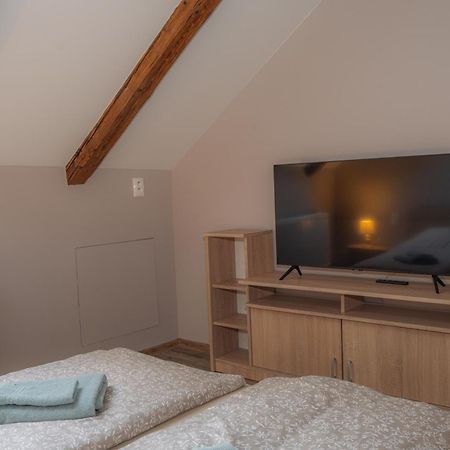 Apatman Fellini House Apartment Trencin Luaran gambar